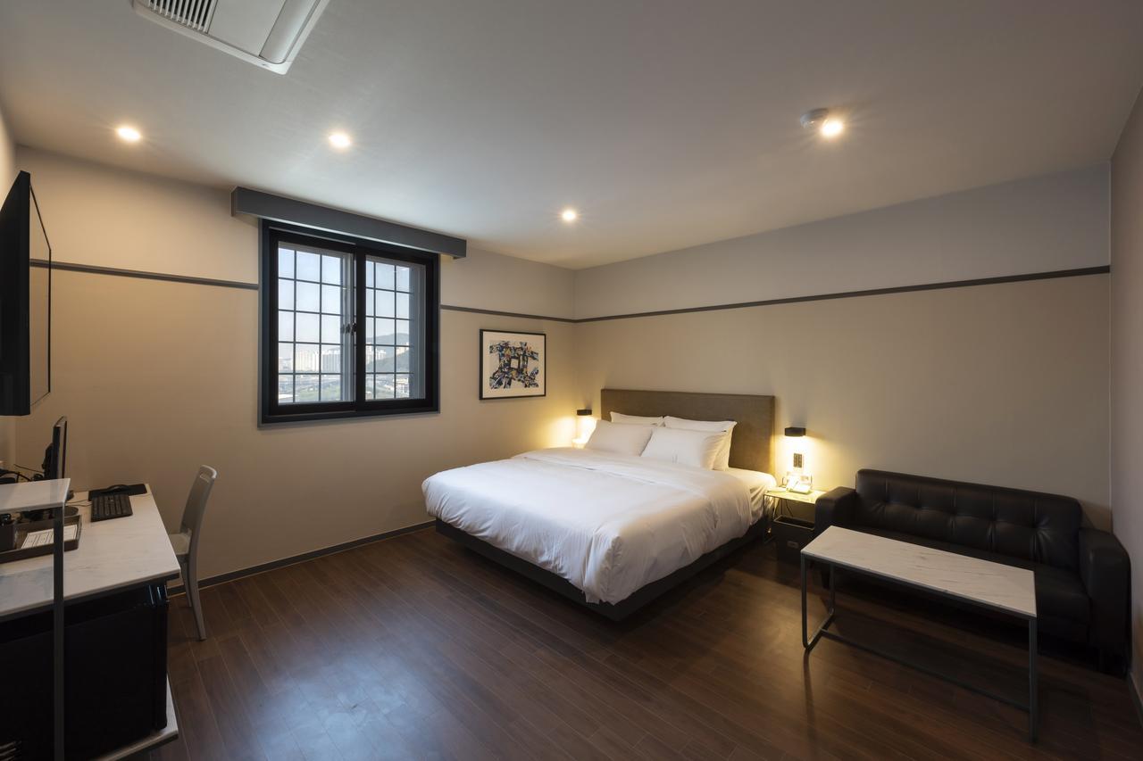 Brown-Dot Hotel Gupo Busan Eksteriør bilde